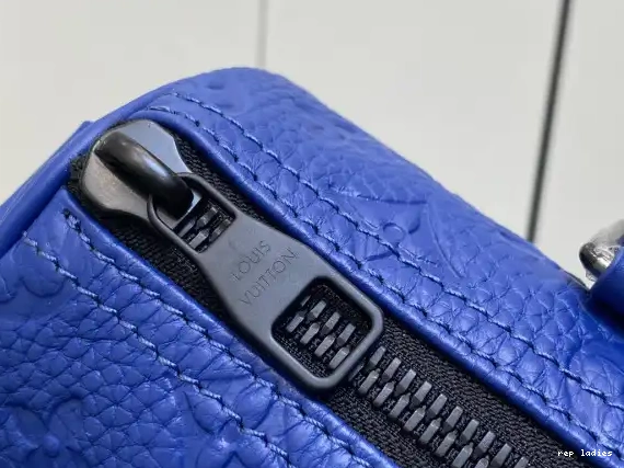 Cheap LOUIS VUITTON BANDOULIÈRE KEEPALL 25 0528